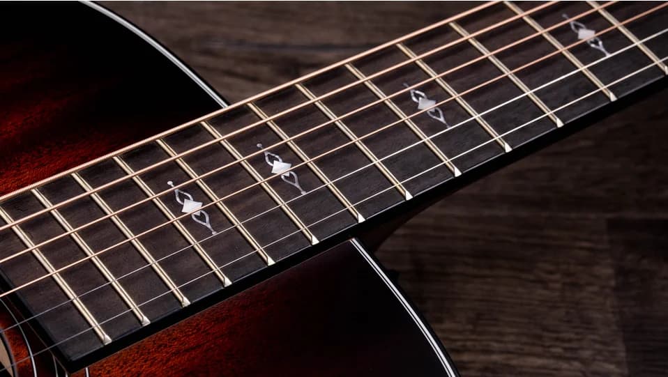 Taylor 322e — photo 7
