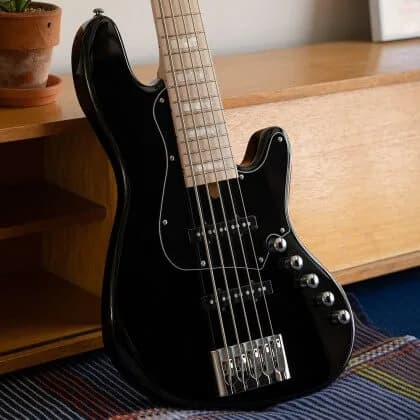 Cort Elrick NJS 5 Bass — photo 2