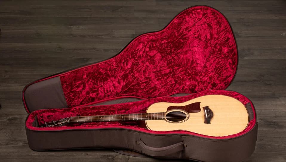 Taylor 811e — photo 3