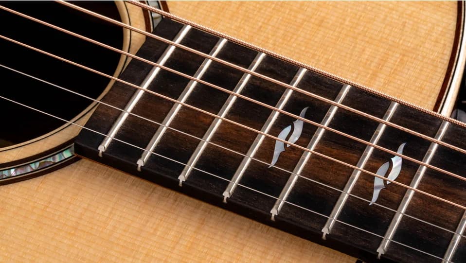 Taylor 811e — photo 4