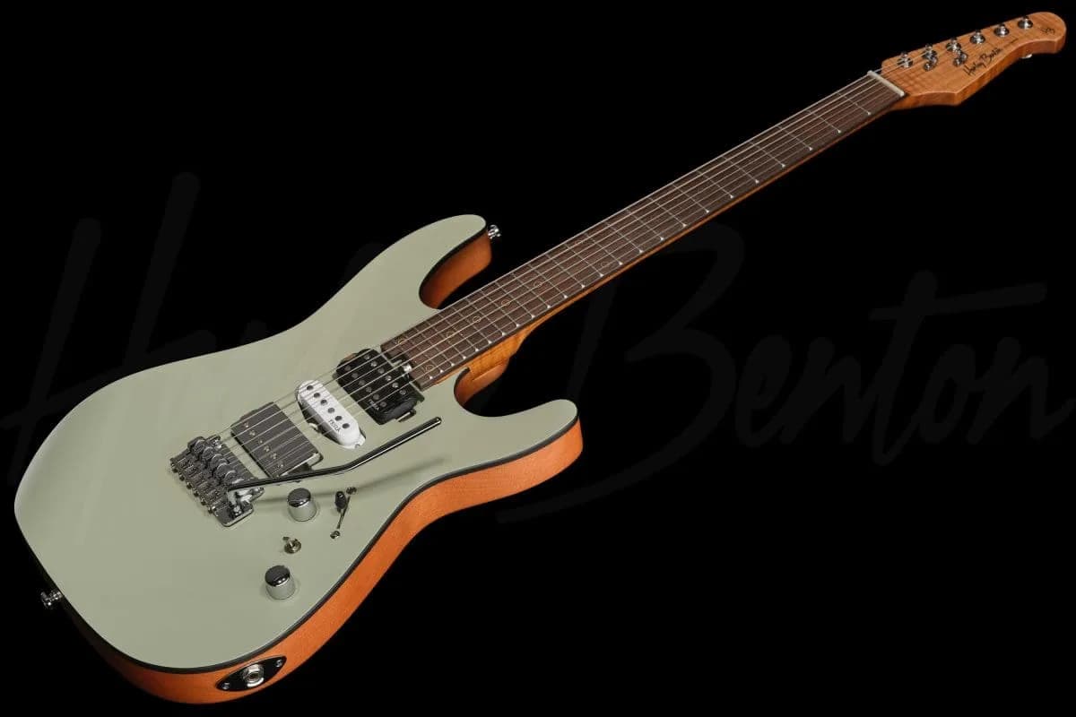Harley Benton Fusion-IV HSH RW SGR — photo 8