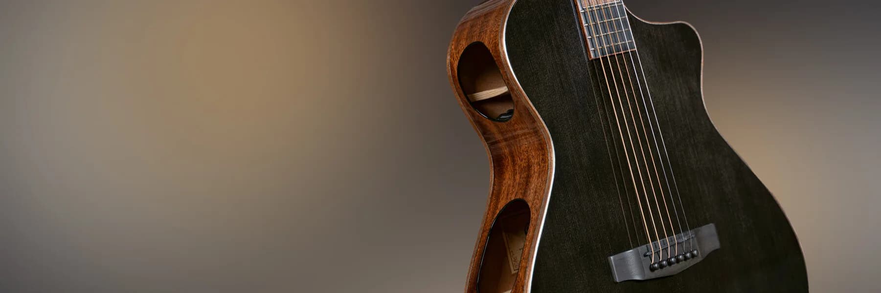 Cort Modern Black