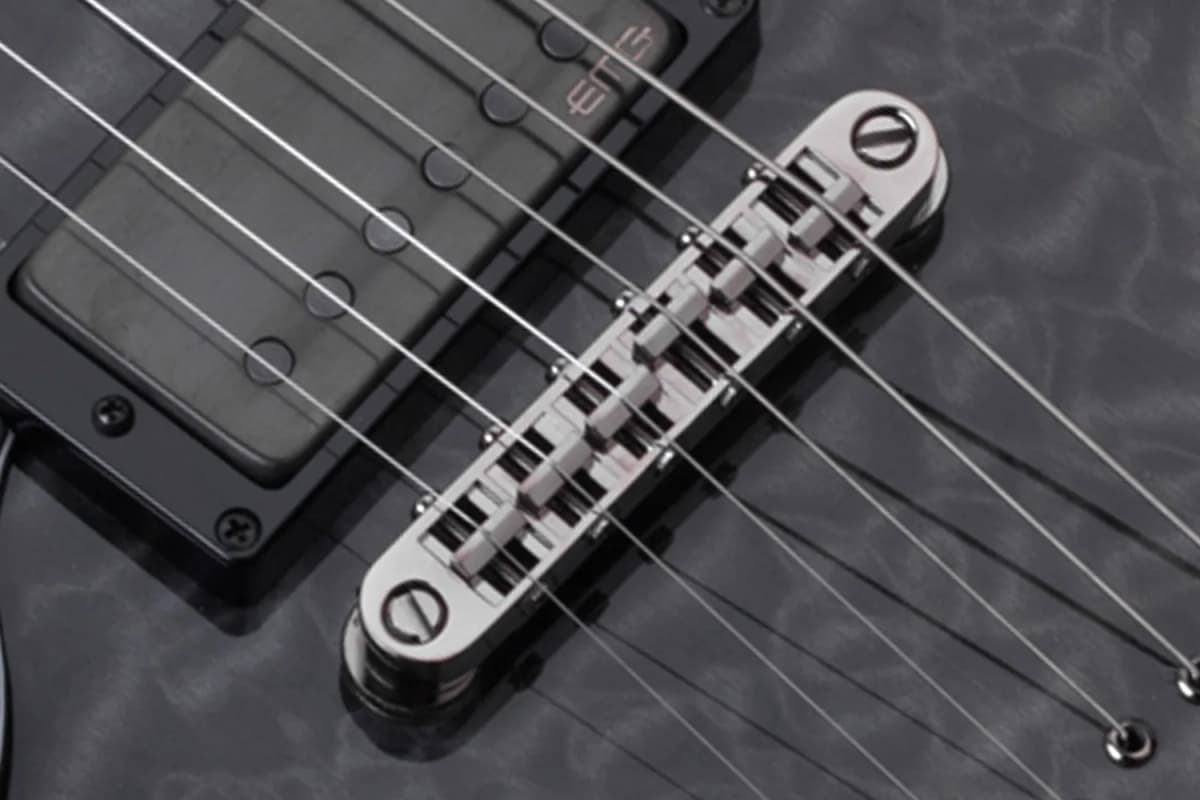 Schecter Hellraiser Hybrid Tempest LH — photo 5