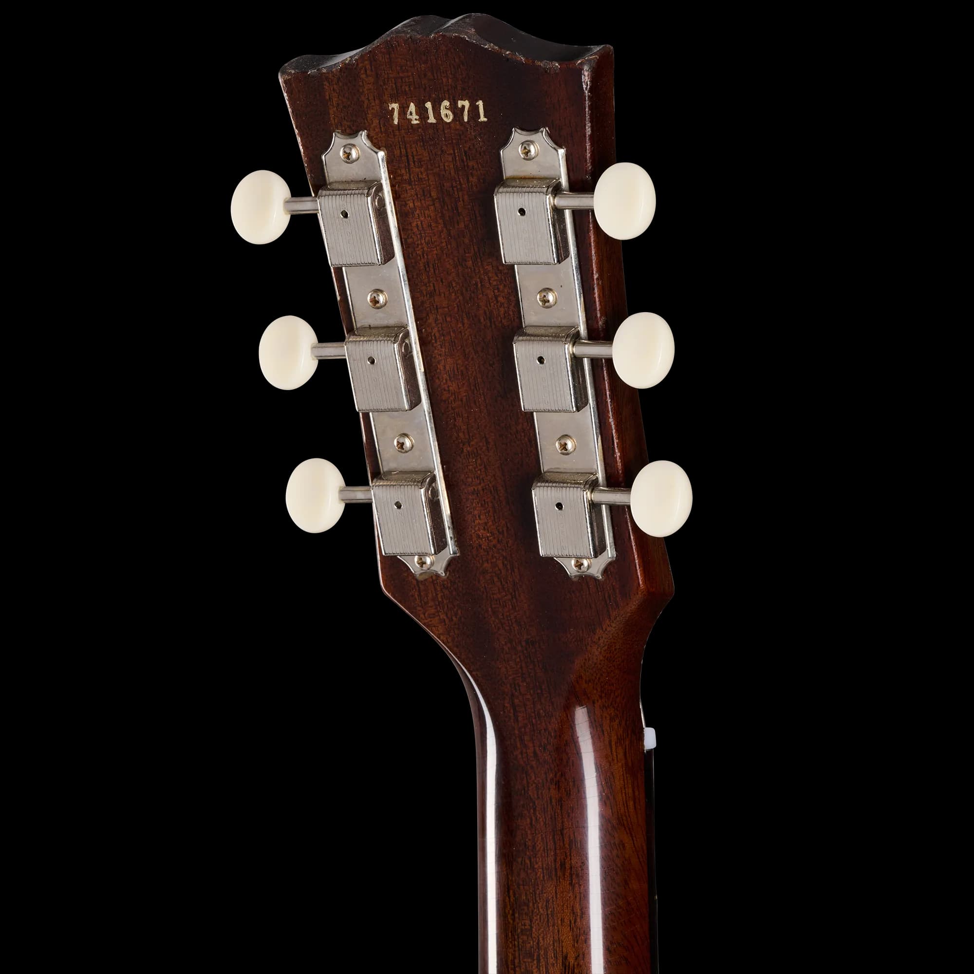 Gibson 1957 Les Paul Junior Reissue with Bigsby, Light Aged, Vintage Sunburst — photo 6